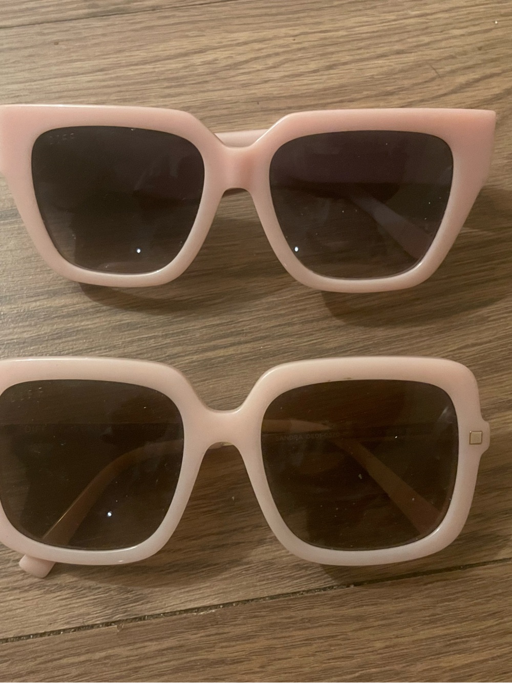 Diff Eyewear Pink Square Sunglasses